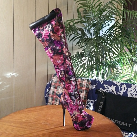 Jennifer Lopez Shoes - J LO JENNIFER LOPEZ High Heel Knee Boots Womens 6